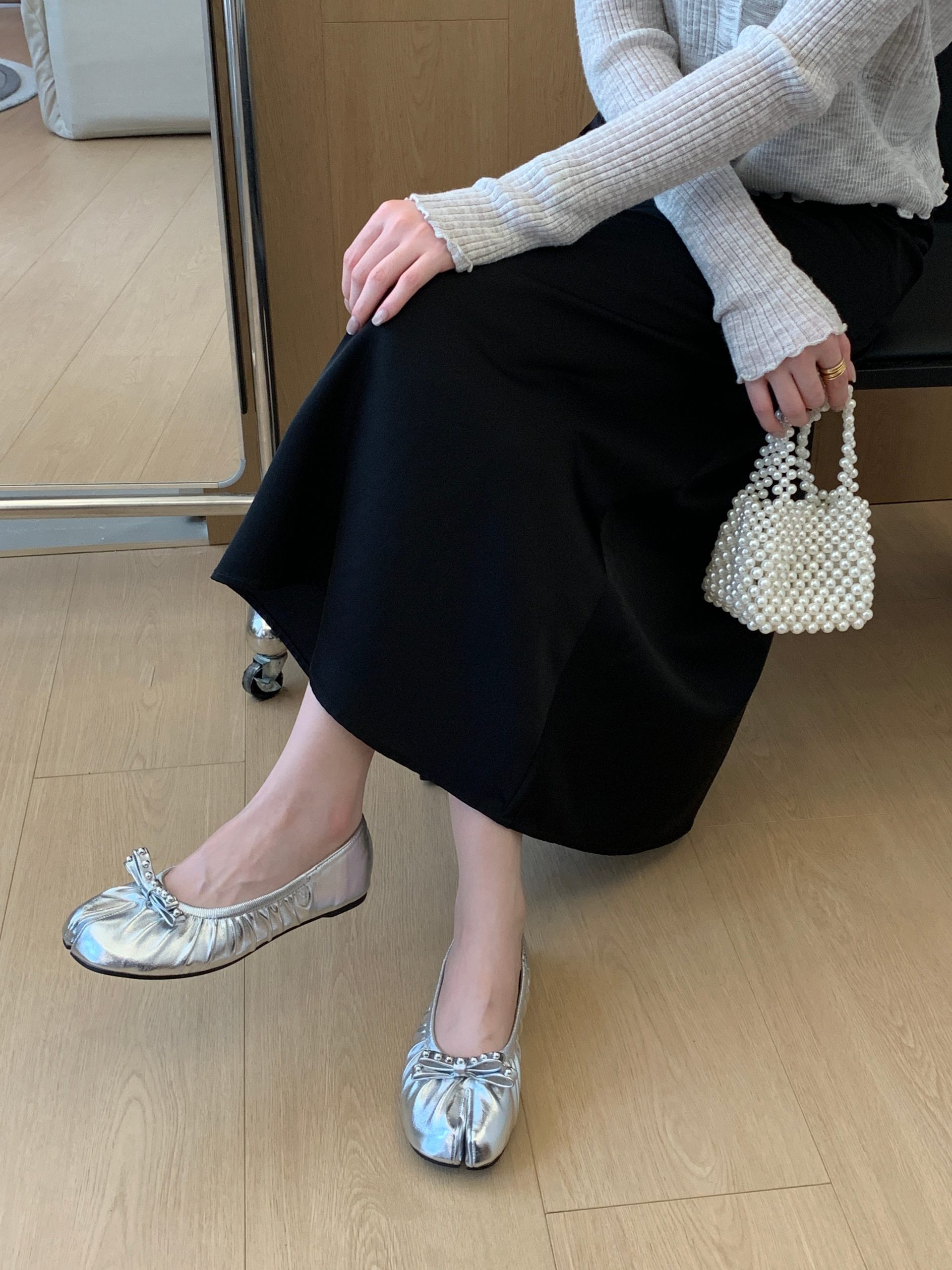2026 Summer New Soft Sole Shallow Mouth Slip-On Loafers Women's Flat Casual Split Toe Pig Hoof Shoes - Image 3